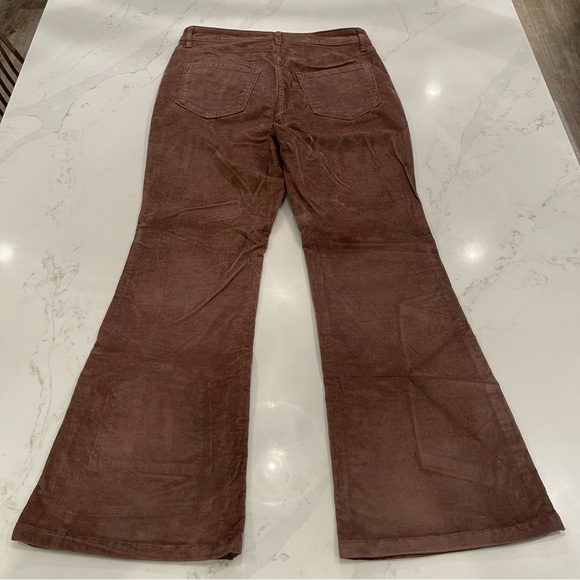 WORN ONCE! Old Navy Woman’s Higher High-Rise Flare Brown Corduroy Pants - Picture 10 of 15
